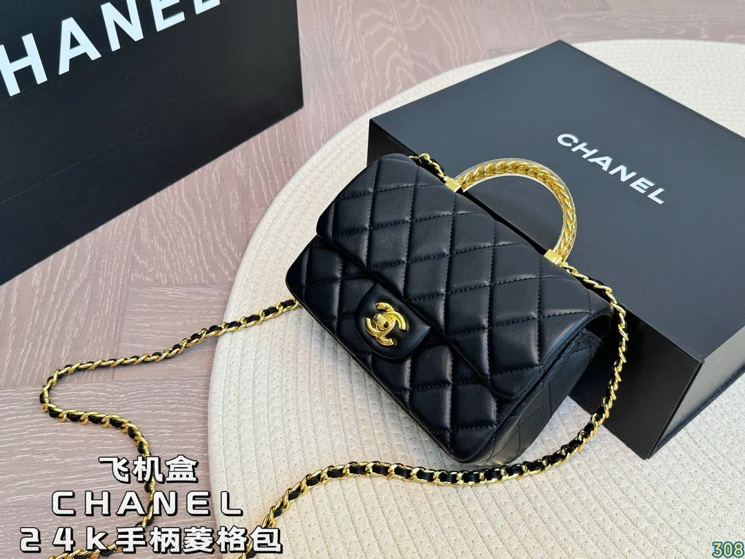 CC973 Mini Flap Bag with Top Handle / 4.7 × 7.8 × 2.3 in