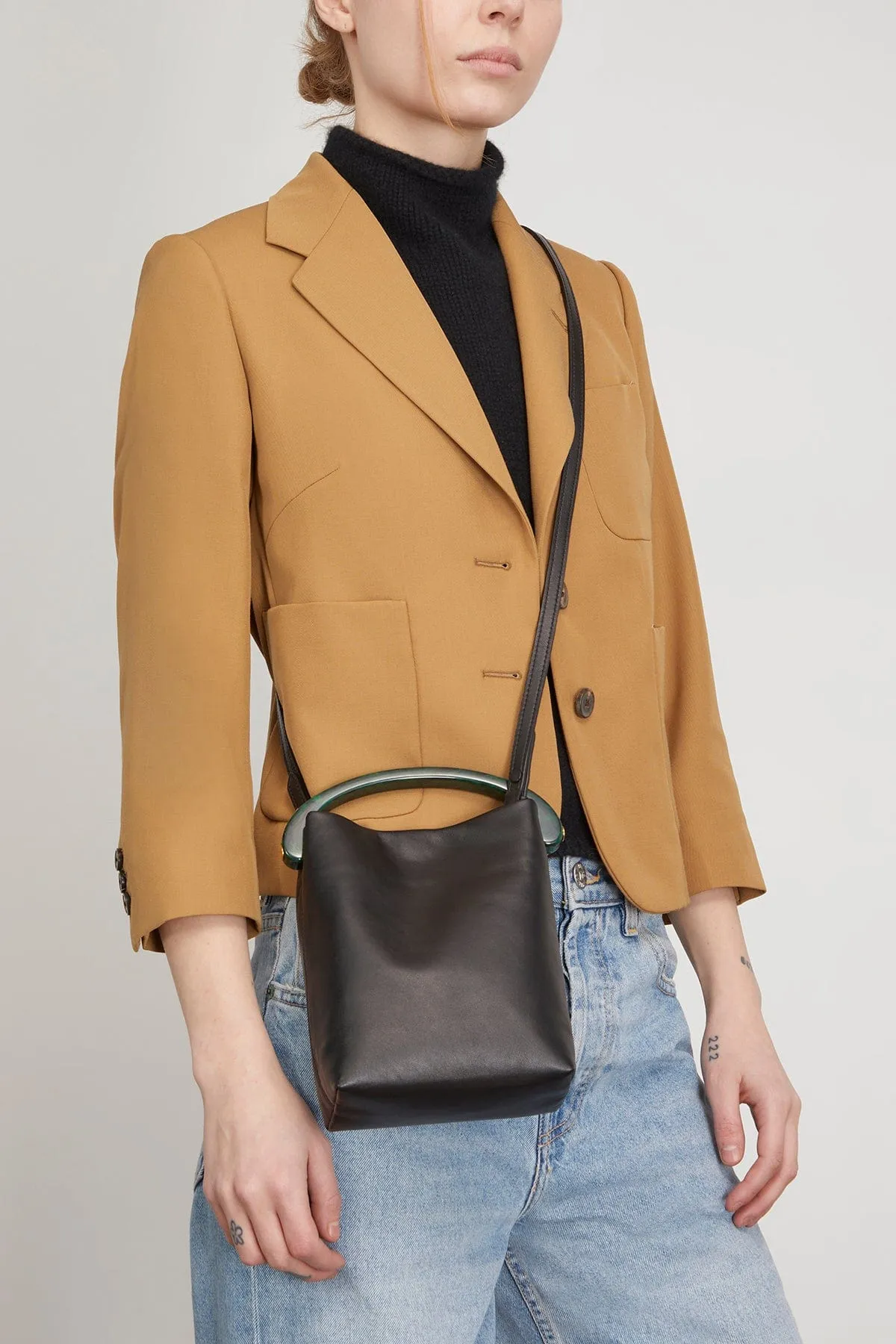 Crisp Crossbody Bag in Black