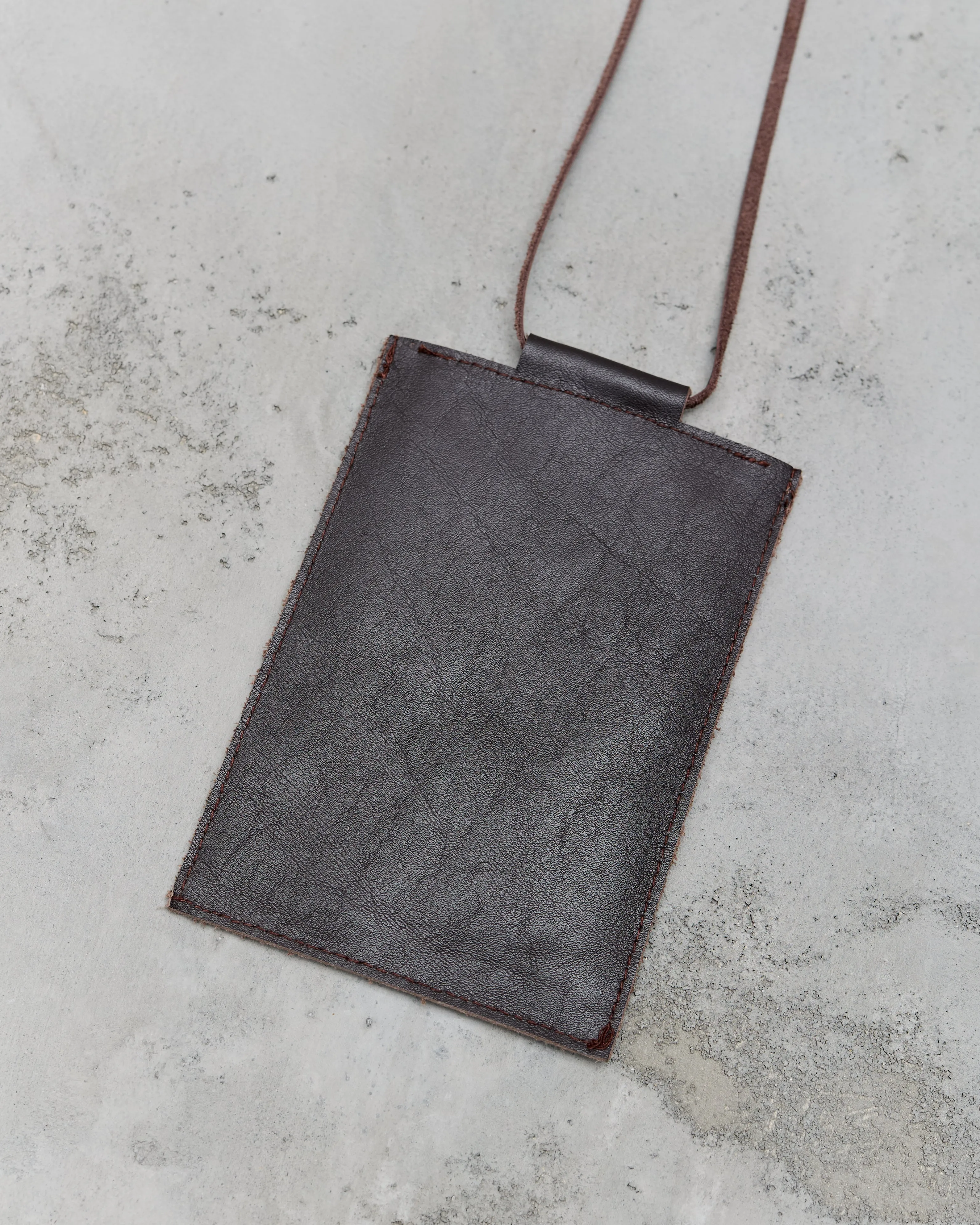 Fog Linen Leather Phone Holder