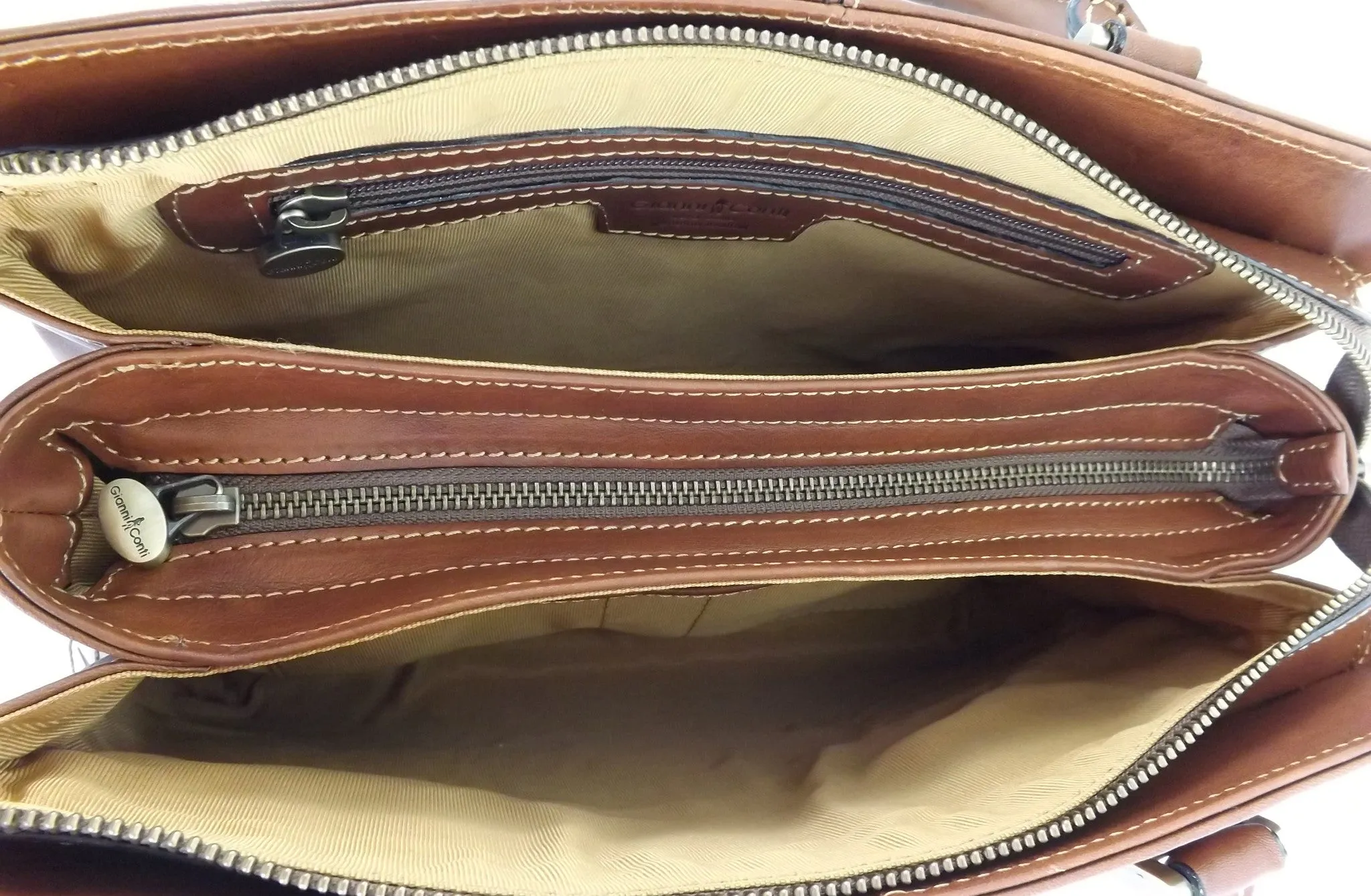 Gianni Conti Classic Grab Bag - Style: 913661 - Tan