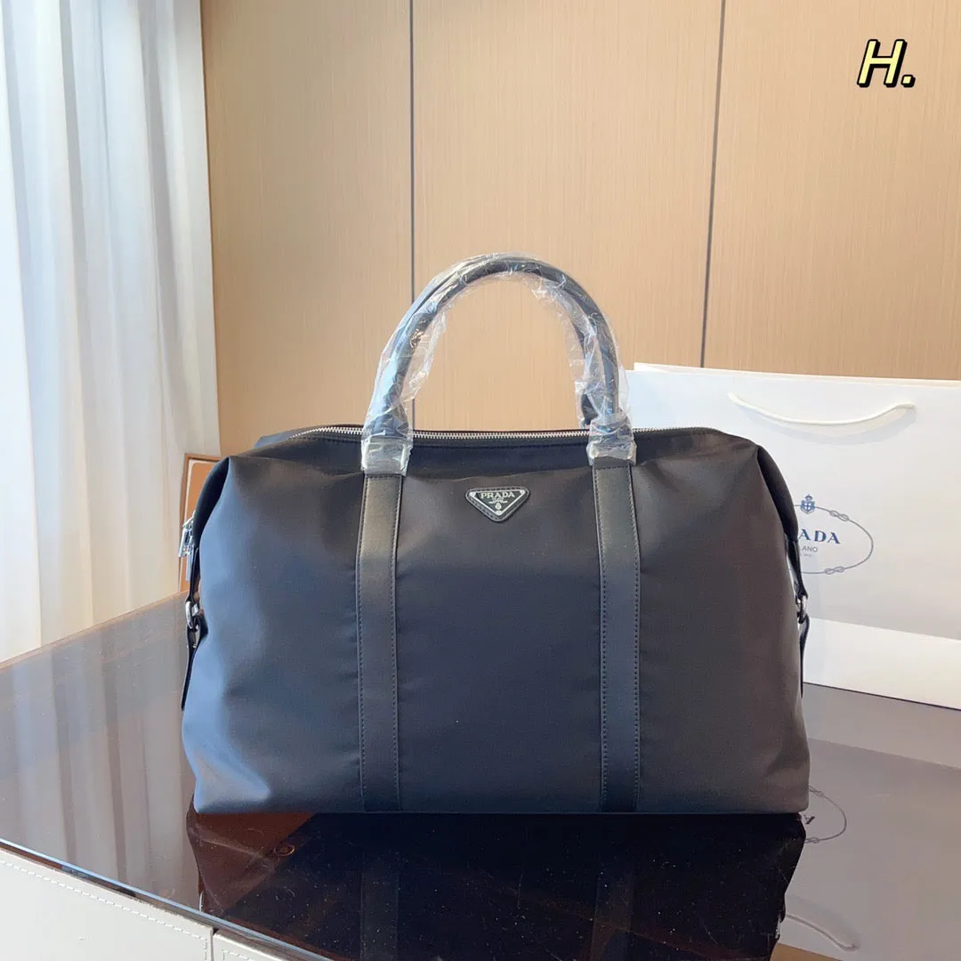 PD245 Re-Nylon Luggage / 18.56.7x10.6x11inch